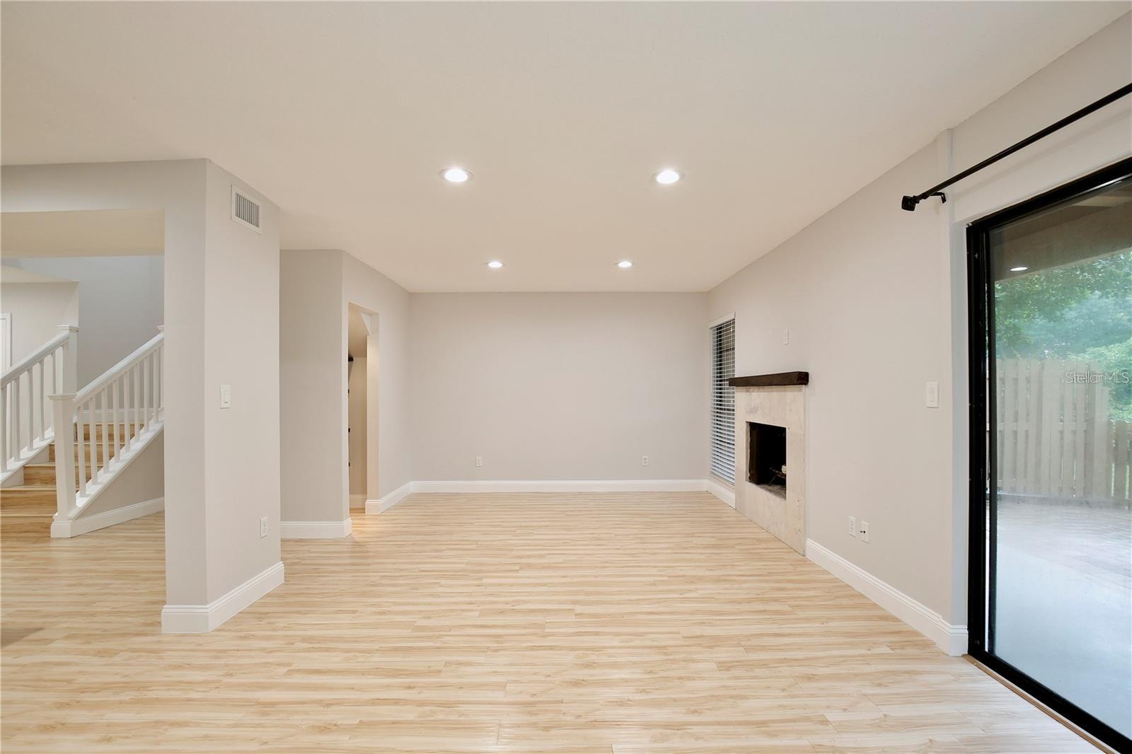 Image 12 of 33 For 112 Heron Bay Circle