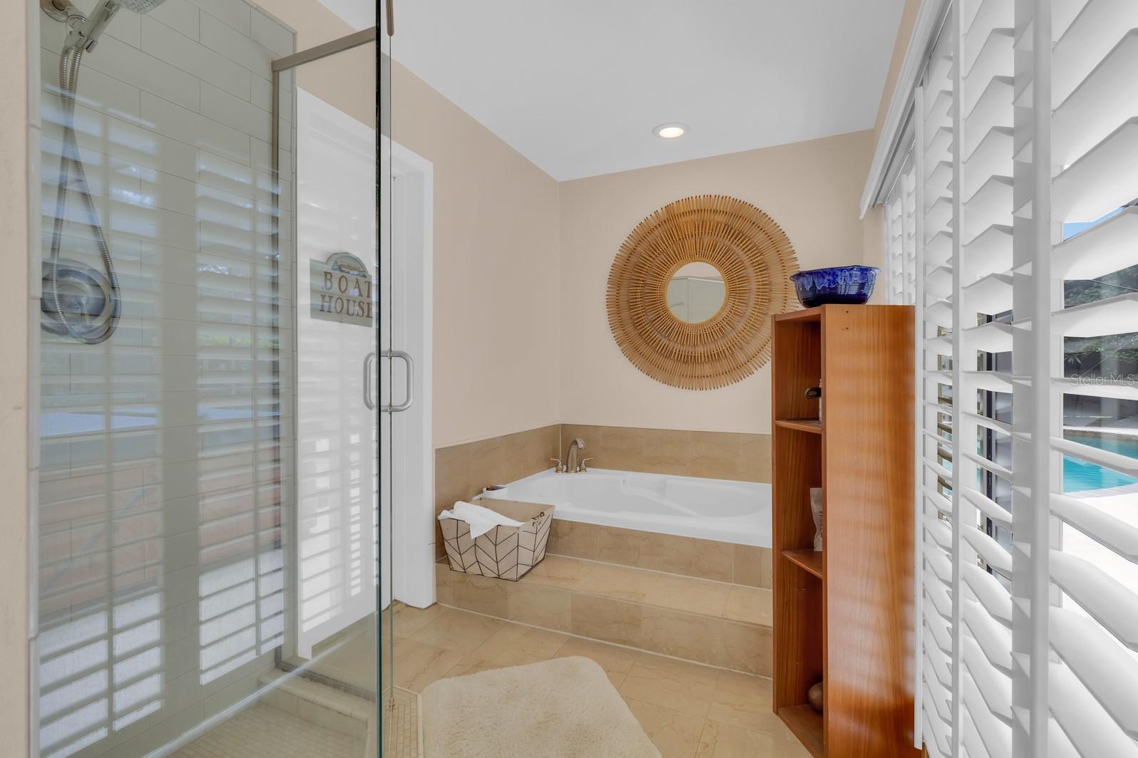 Image 30 of 71 For 318 Valley Drive