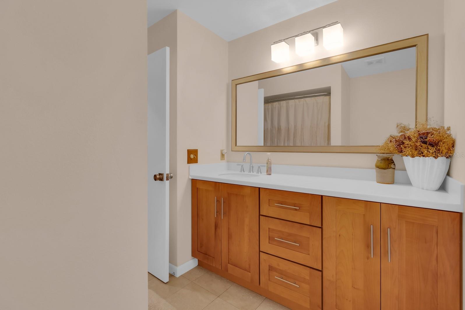 Image 37 of 71 For 318 Valley Drive