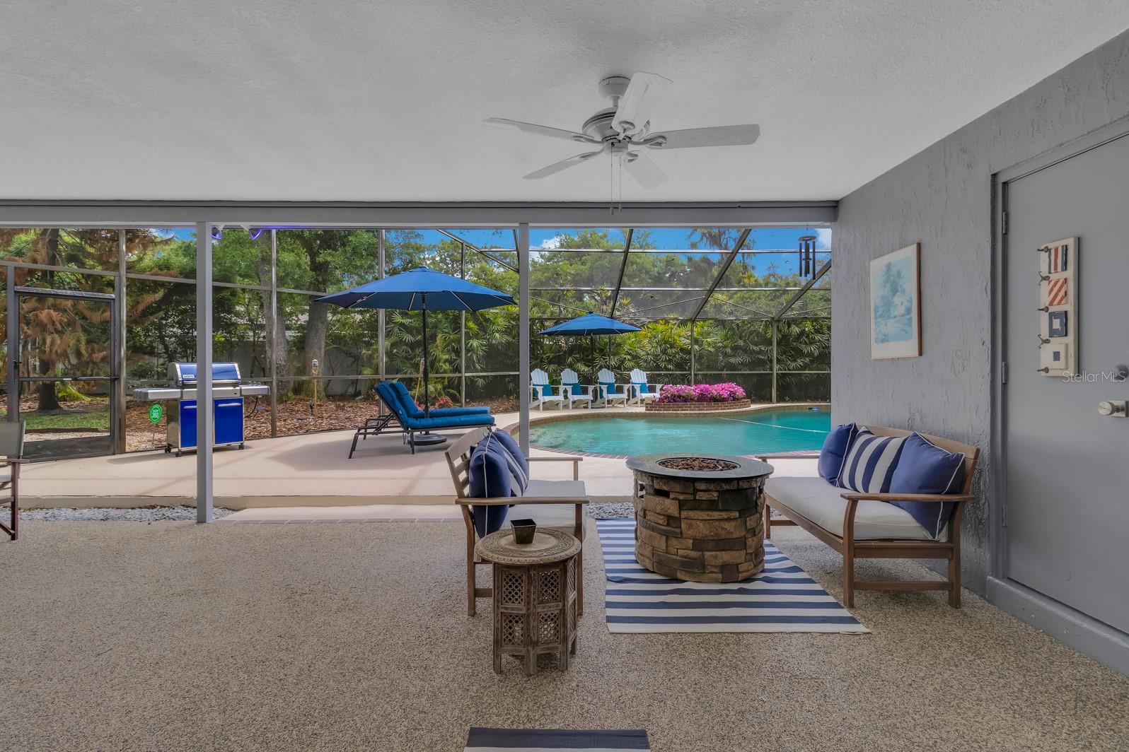 Image 44 of 71 For 318 Valley Drive