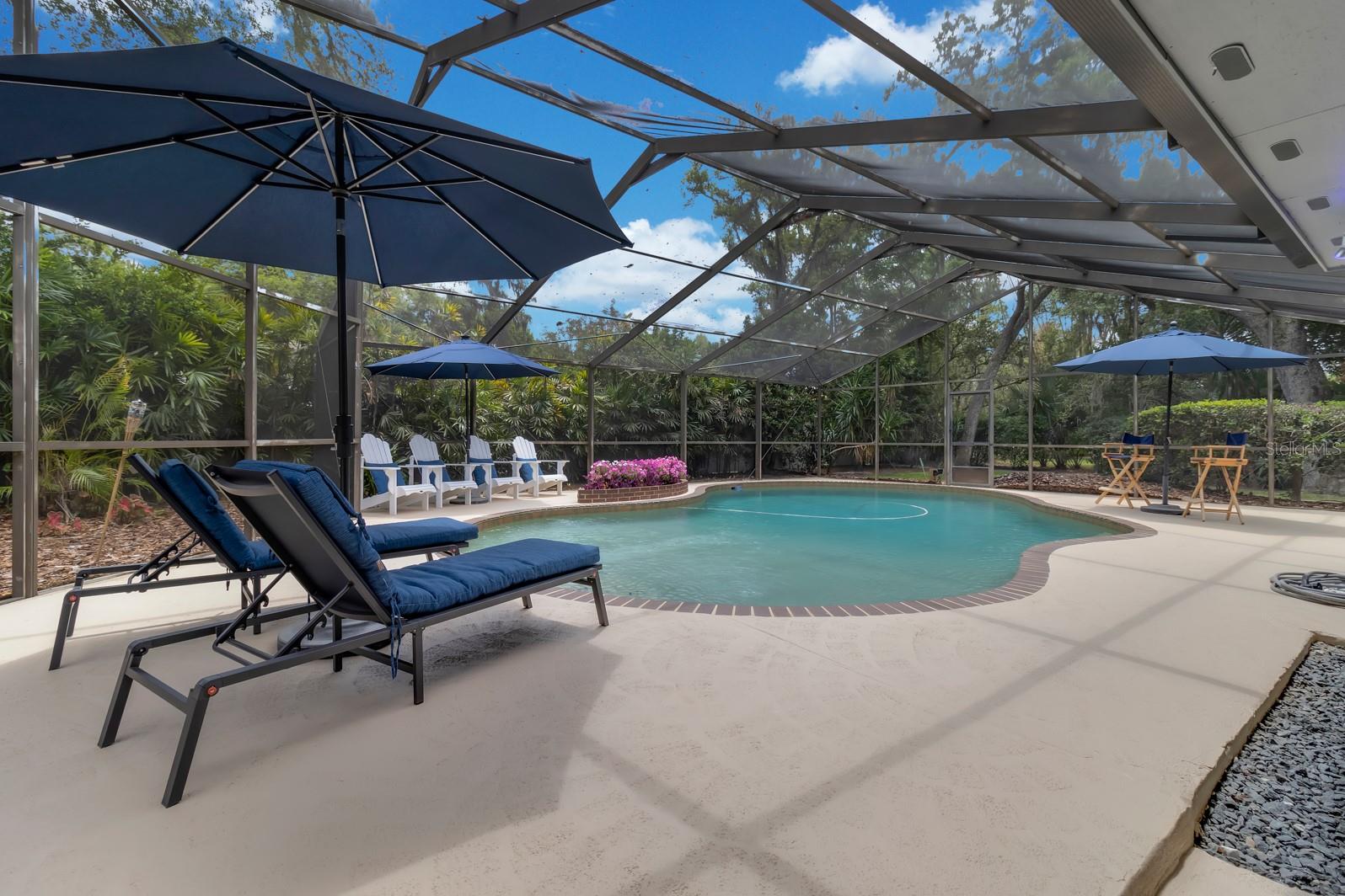 Image 49 of 71 For 318 Valley Drive