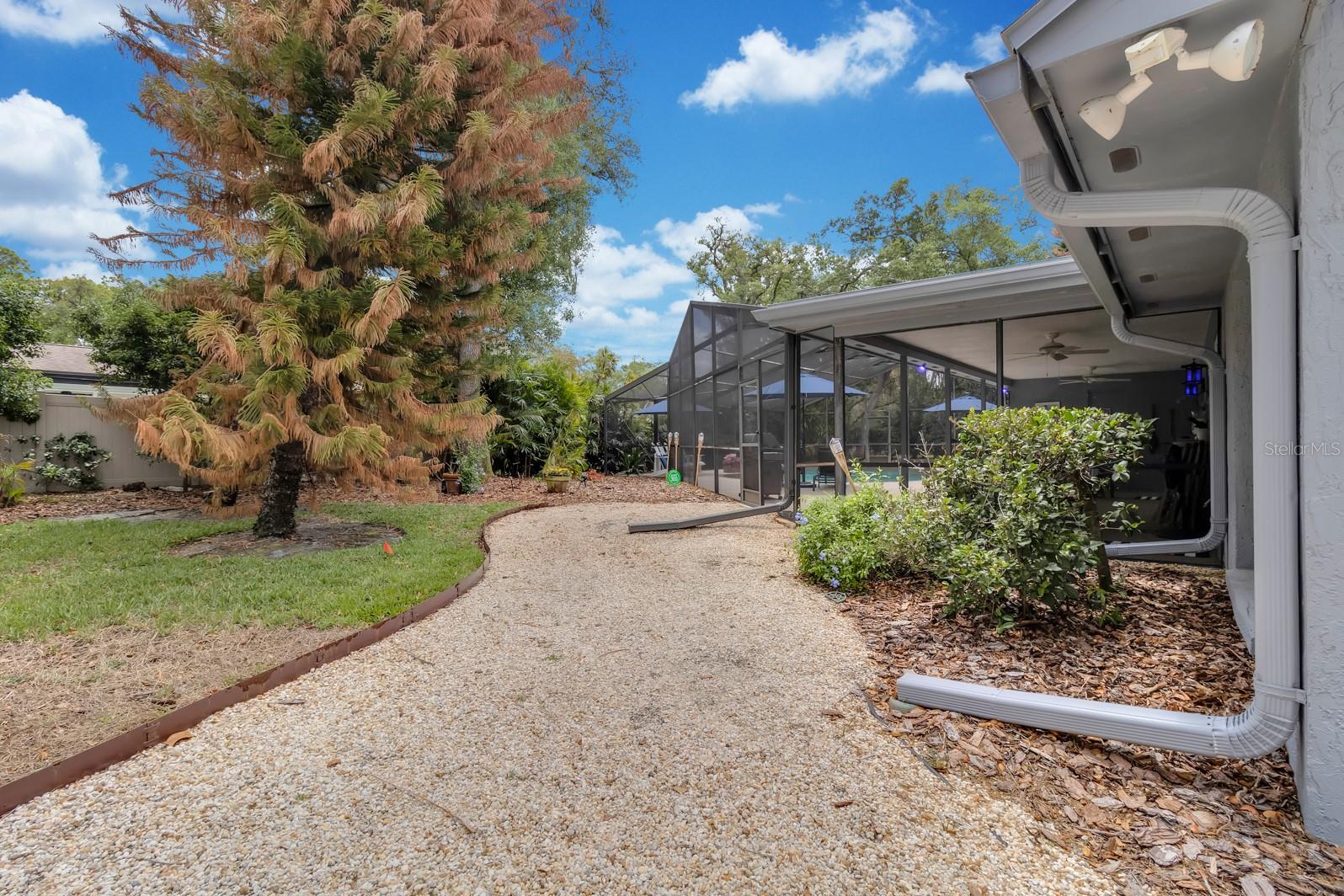 Image 50 of 71 For 318 Valley Drive