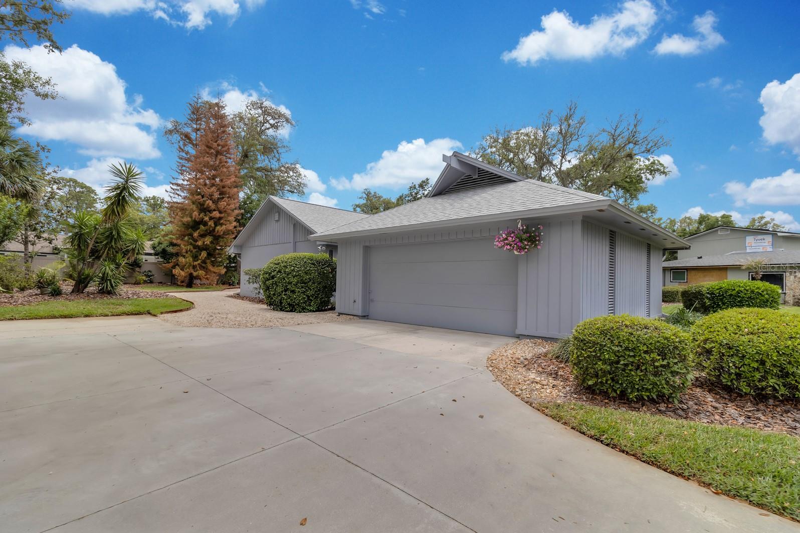 Image 53 of 71 For 318 Valley Drive