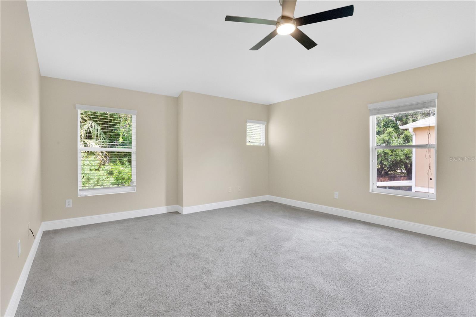 Image 14 of 36 For 15357 Oak Apple Court 4c