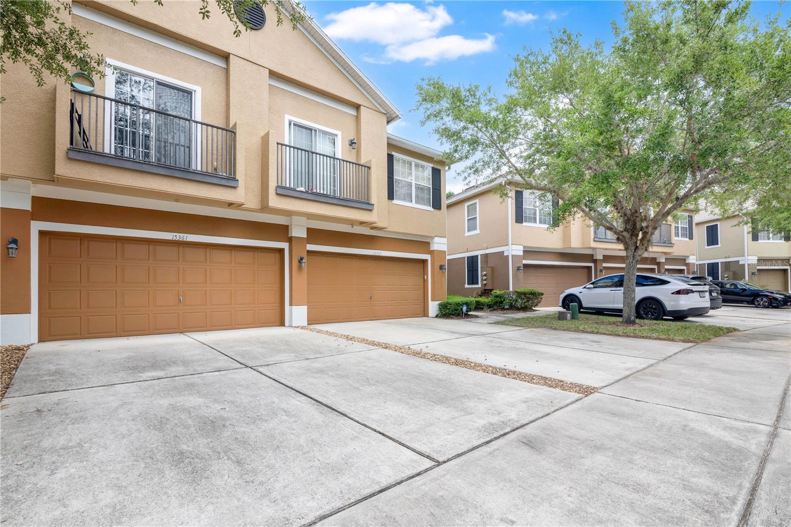 Image 5 of 36 For 15357 Oak Apple Court 4c