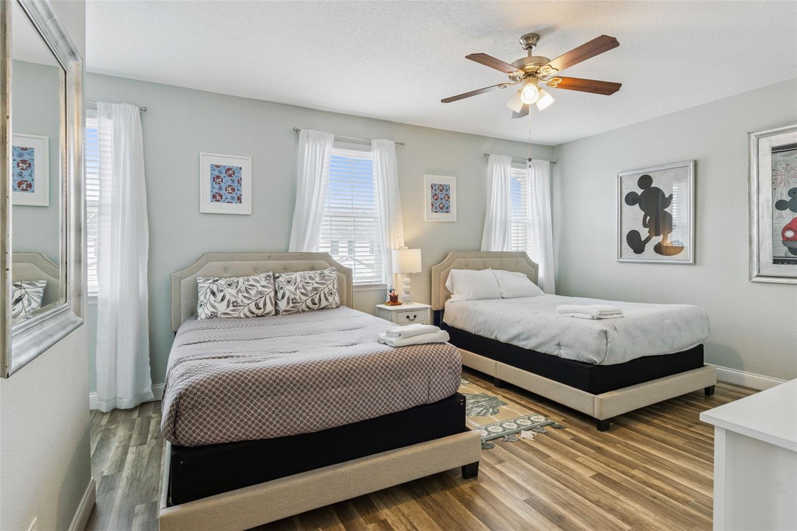Image 13 of 49 For 193 Captiva Drive
