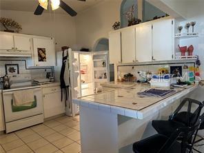 Image 19 of 31 For 746 Maderia Court