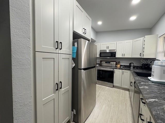 Image 20 of 24 For 395 Bearcreek Drive