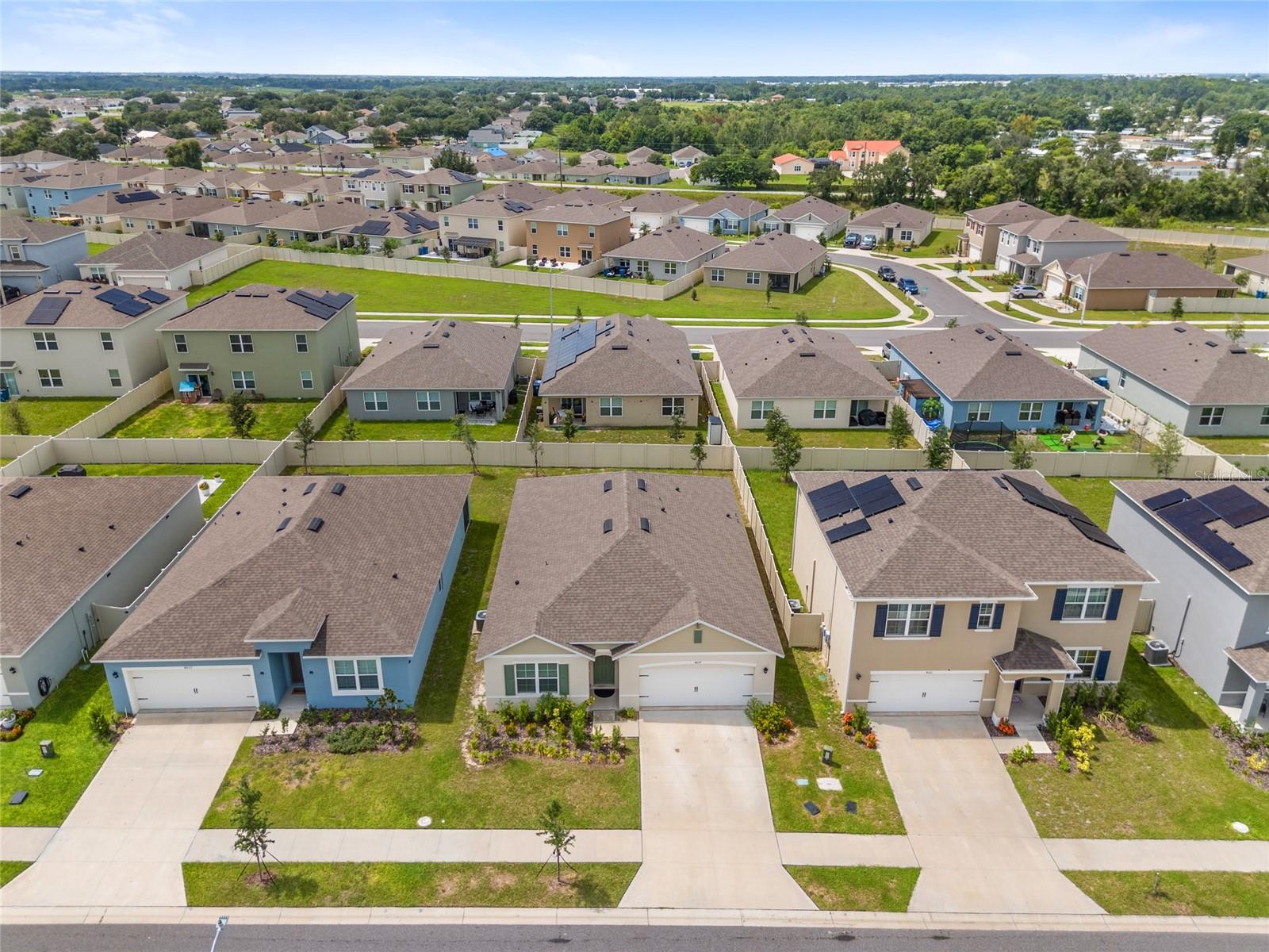 Image 22 of 40 For 4657 Bernard Boulevard