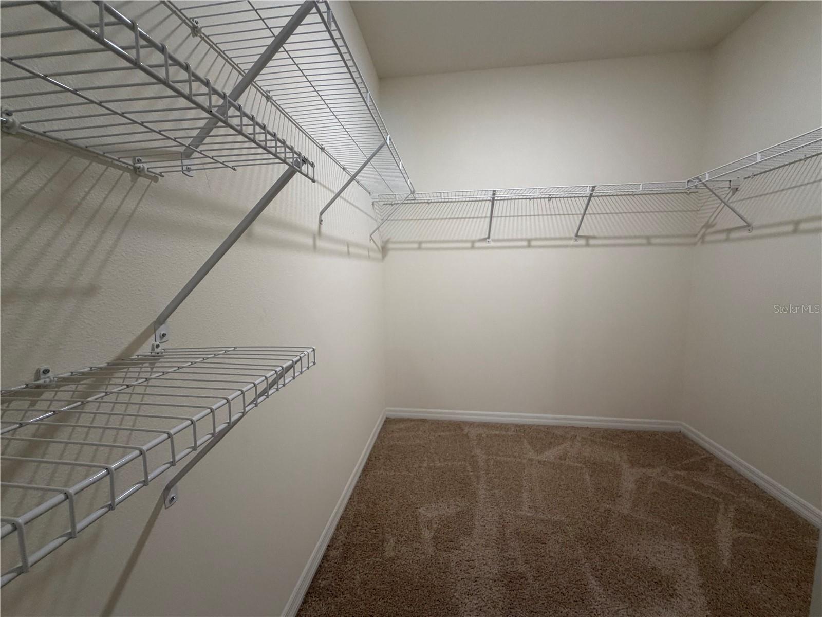 Image 33 of 40 For 4657 Bernard Boulevard