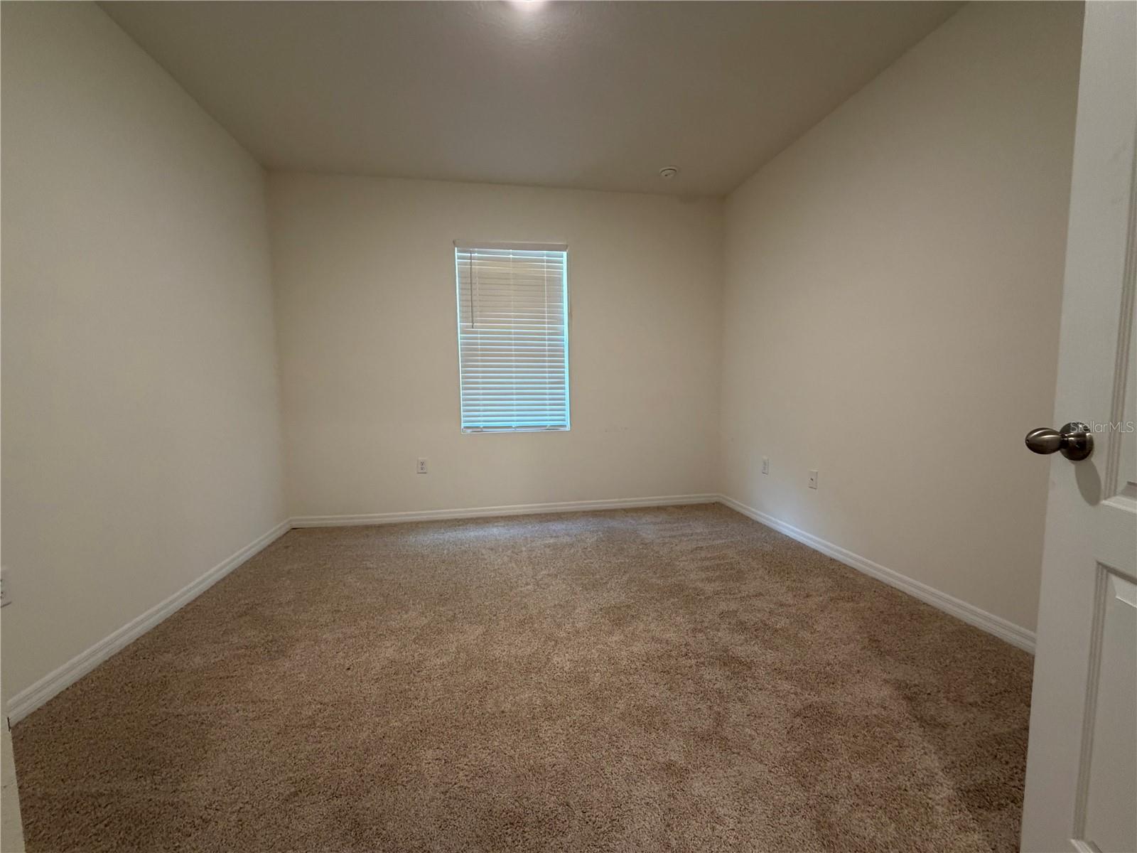 Image 37 of 40 For 4657 Bernard Boulevard