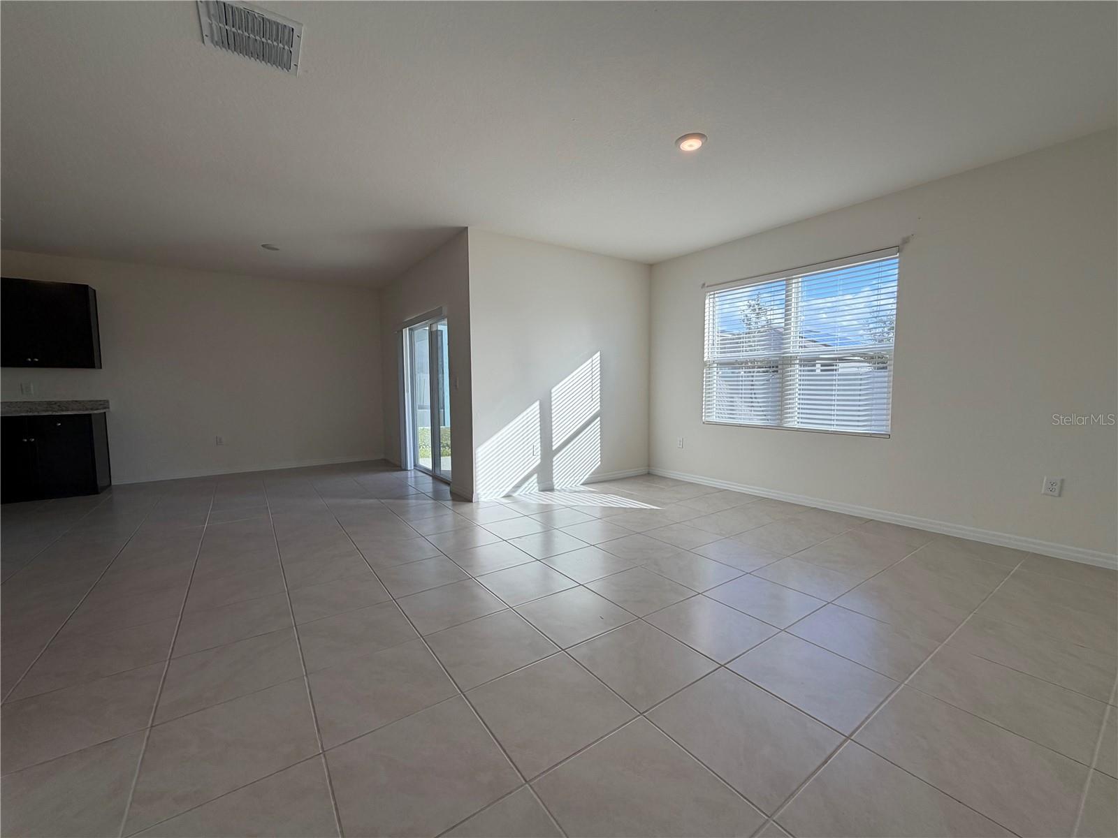 Image 6 of 40 For 4657 Bernard Boulevard