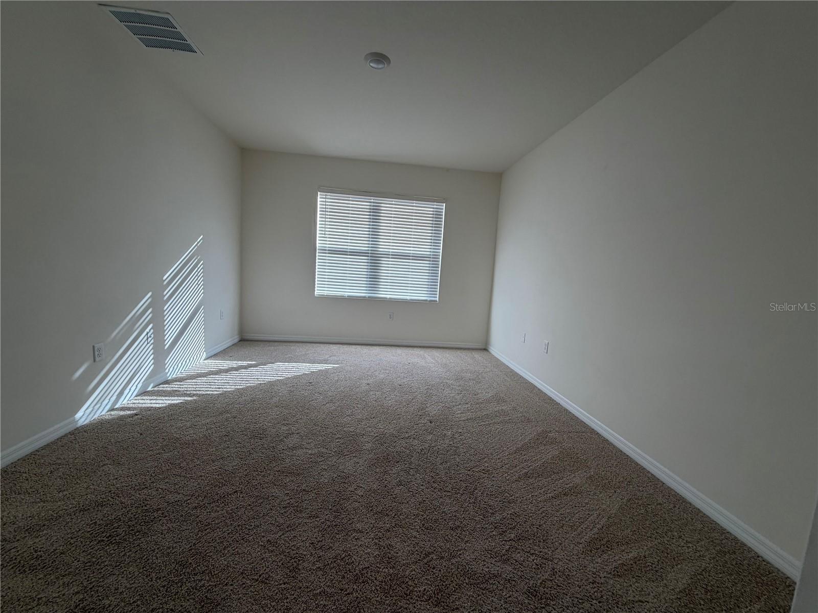 Image 9 of 40 For 4657 Bernard Boulevard