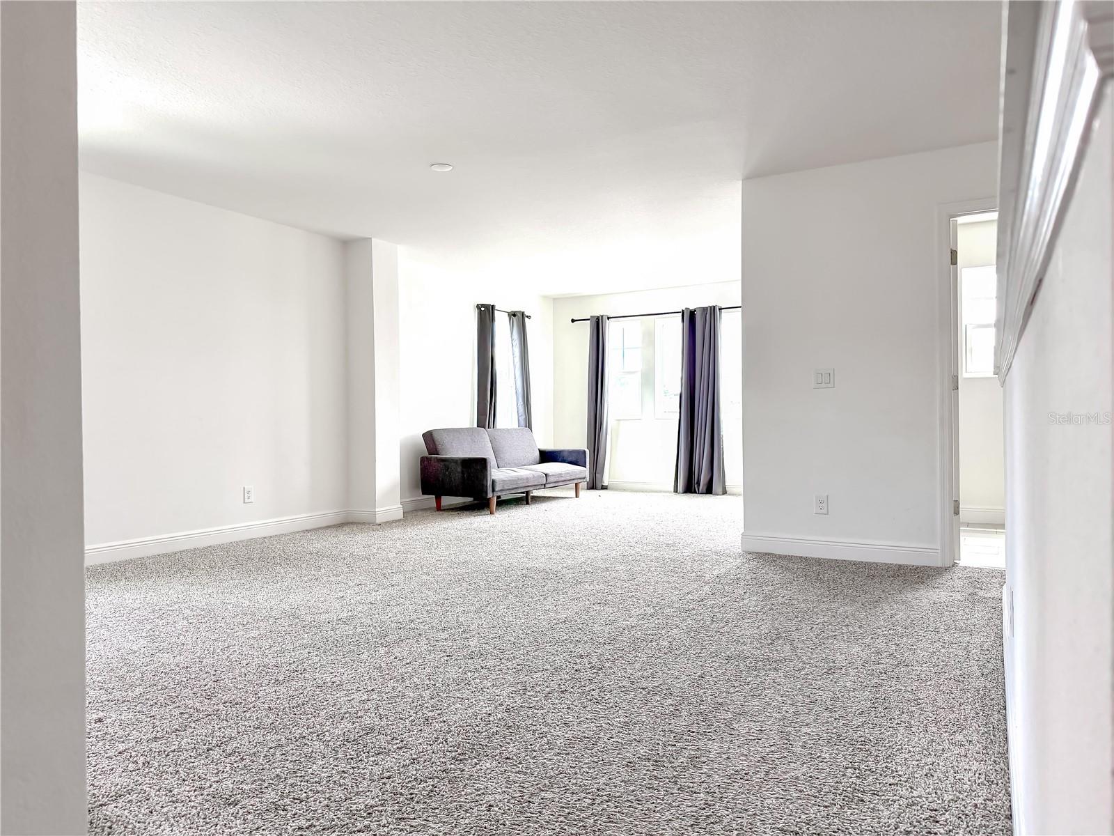 Image 10 of 22 For 5063 Down Court