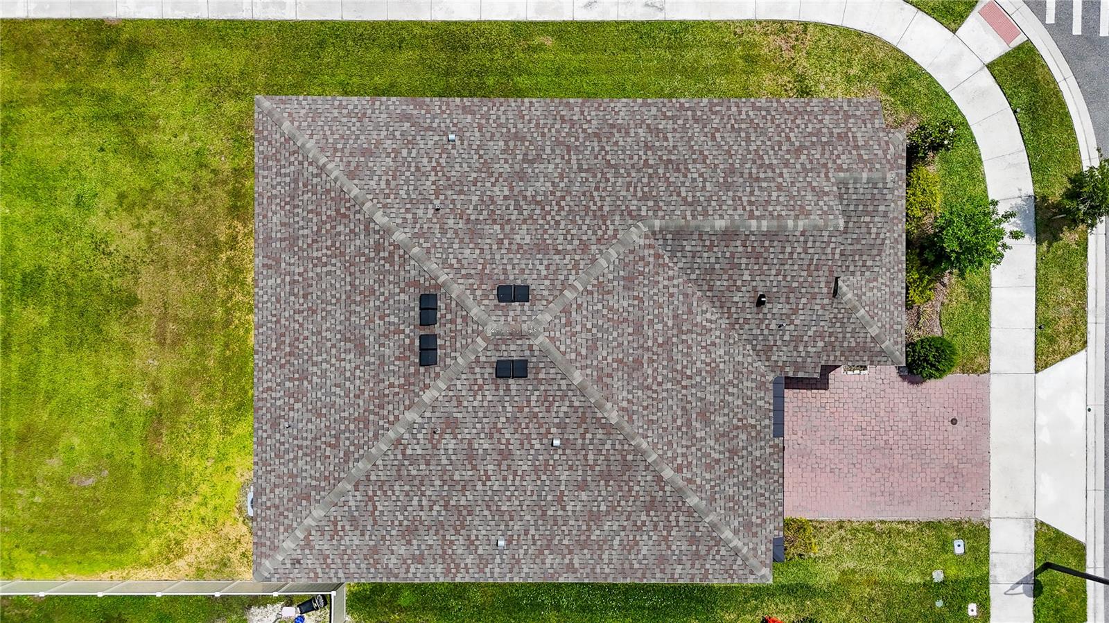 Image 20 of 22 For 5063 Down Court