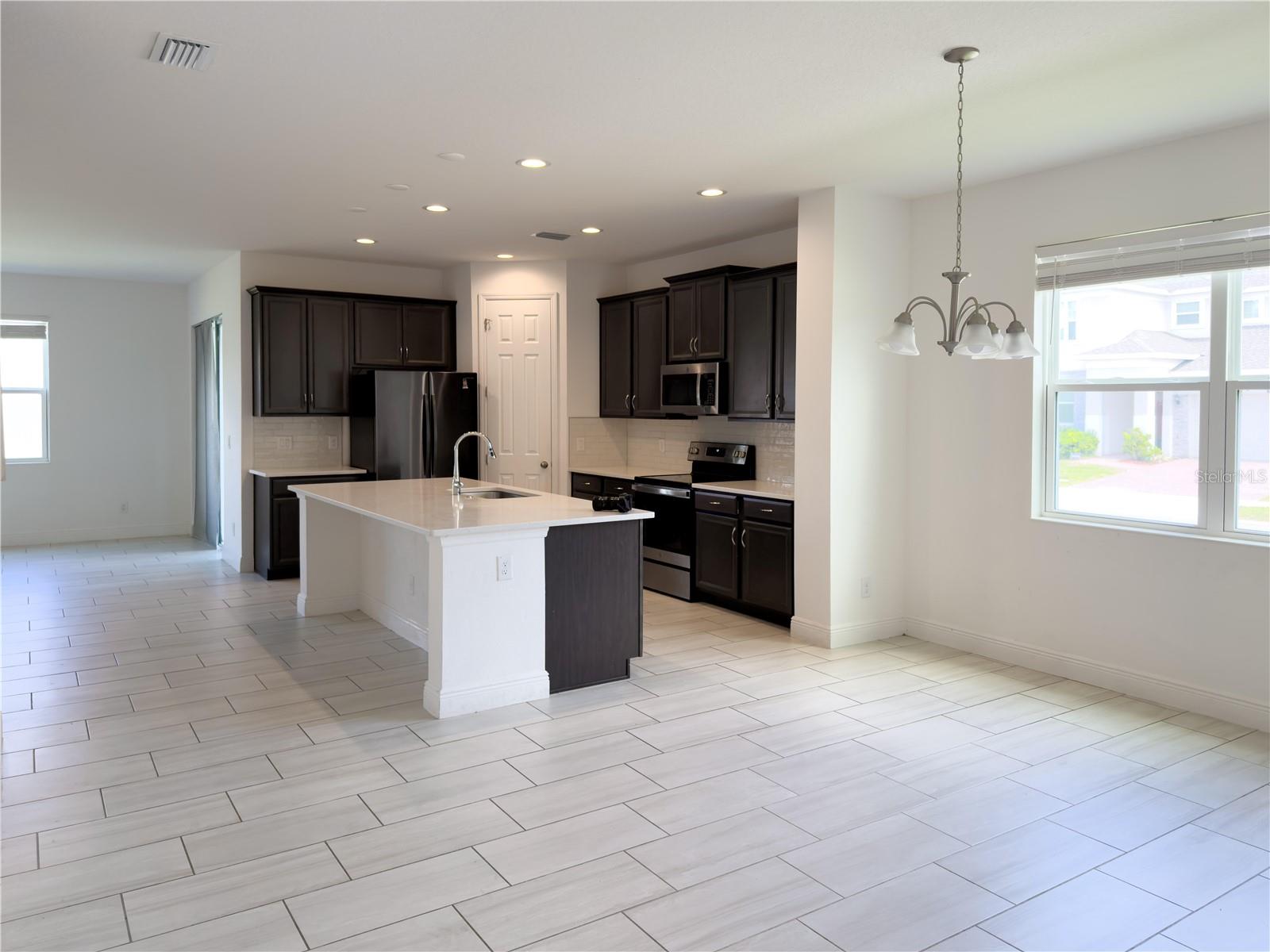 Image 4 of 22 For 5063 Down Court