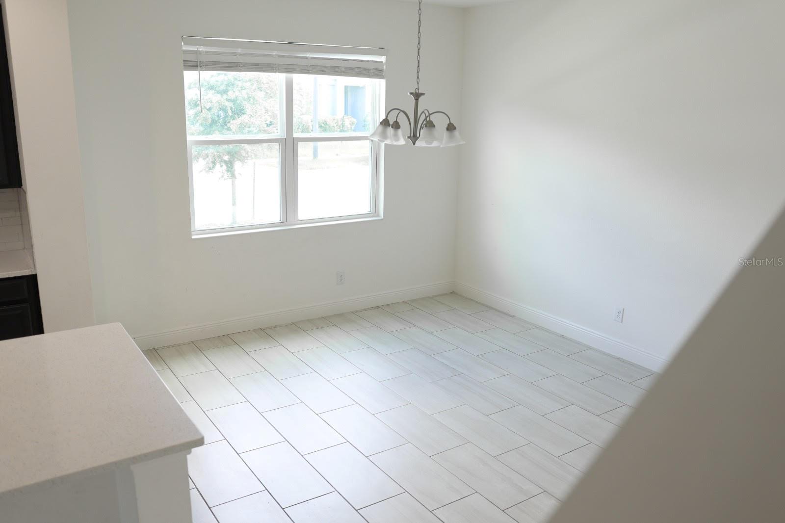 Image 5 of 22 For 5063 Down Court