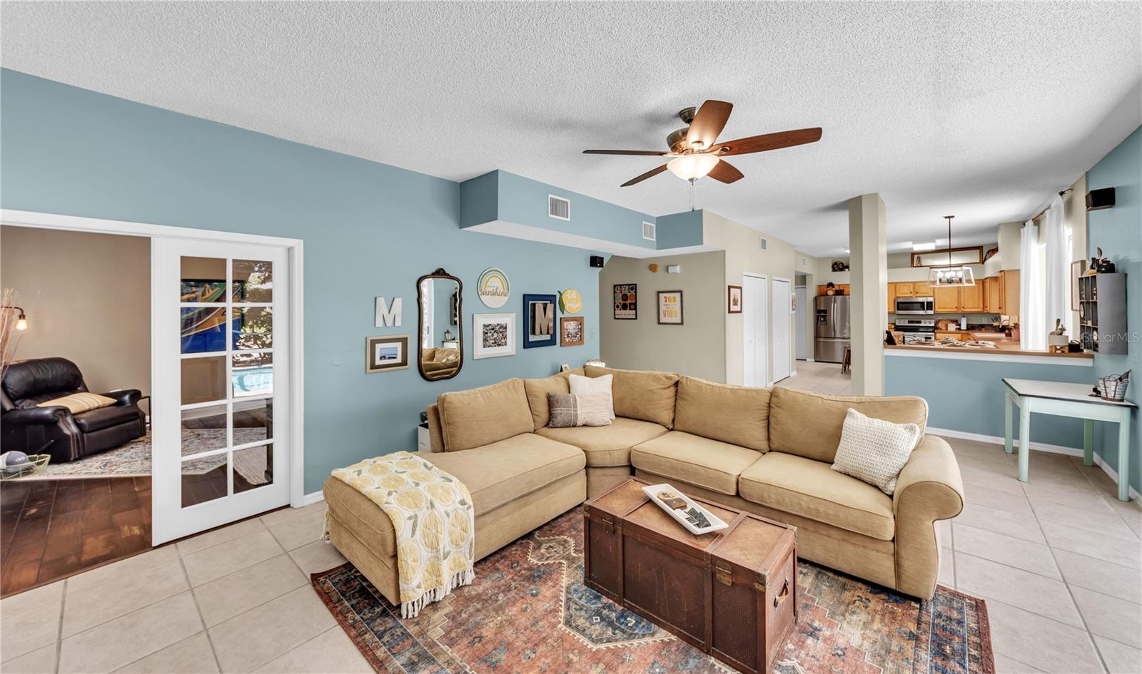 Listing photo id 16 for 16118 Muirfield Drive