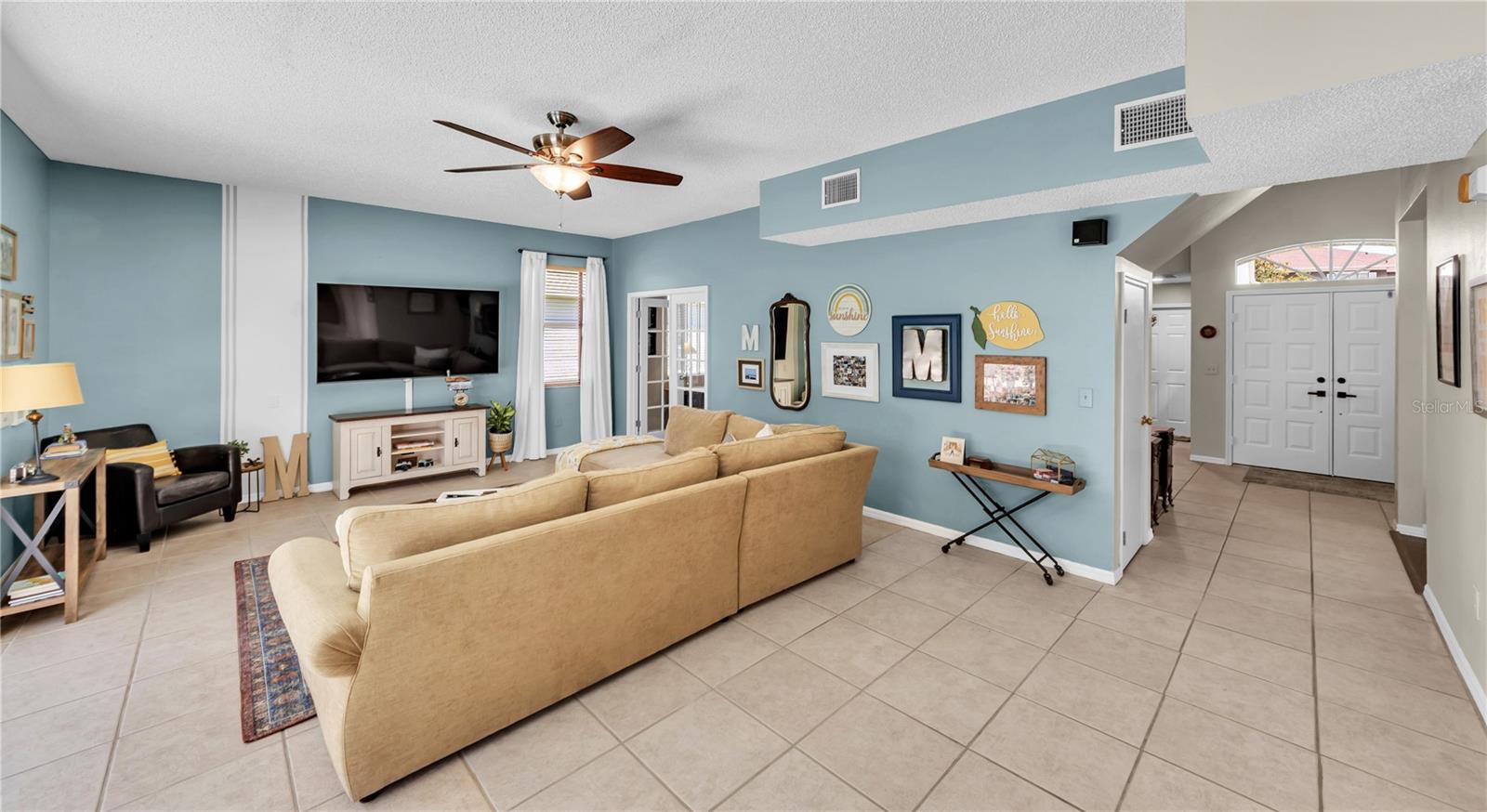 Listing photo id 17 for 16118 Muirfield Drive