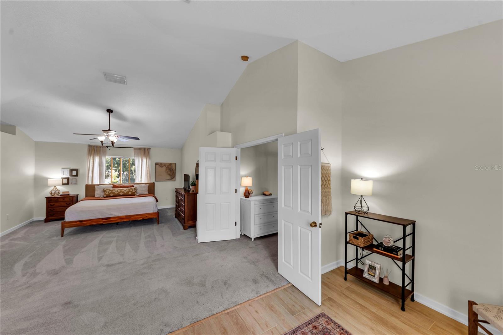 Listing photo id 23 for 16118 Muirfield Drive