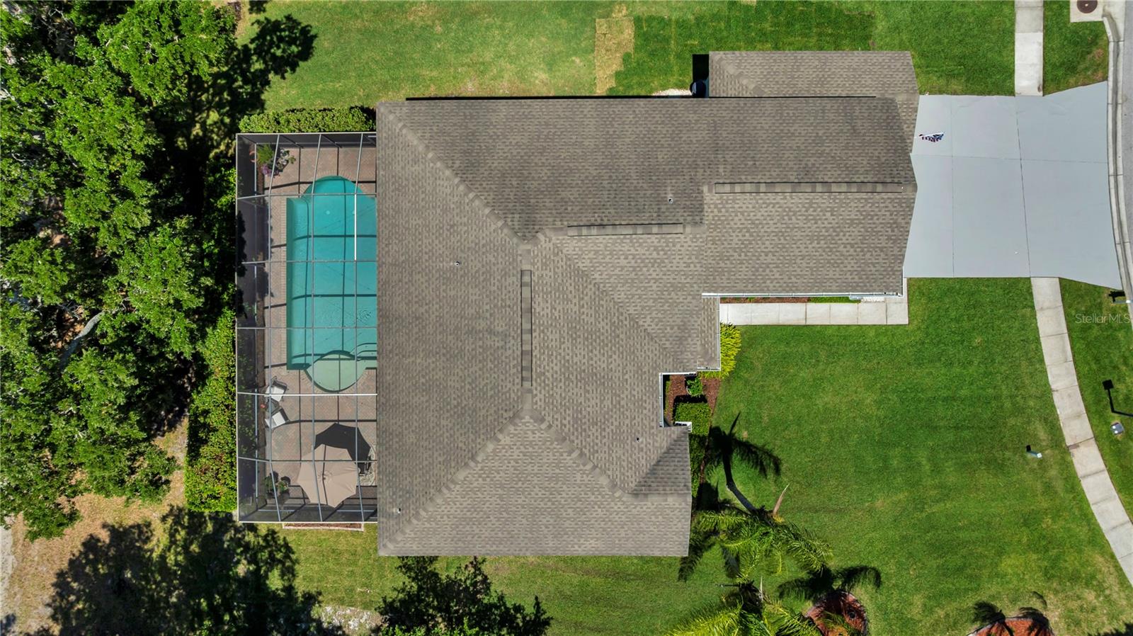 Listing photo id 5 for 16118 Muirfield Drive