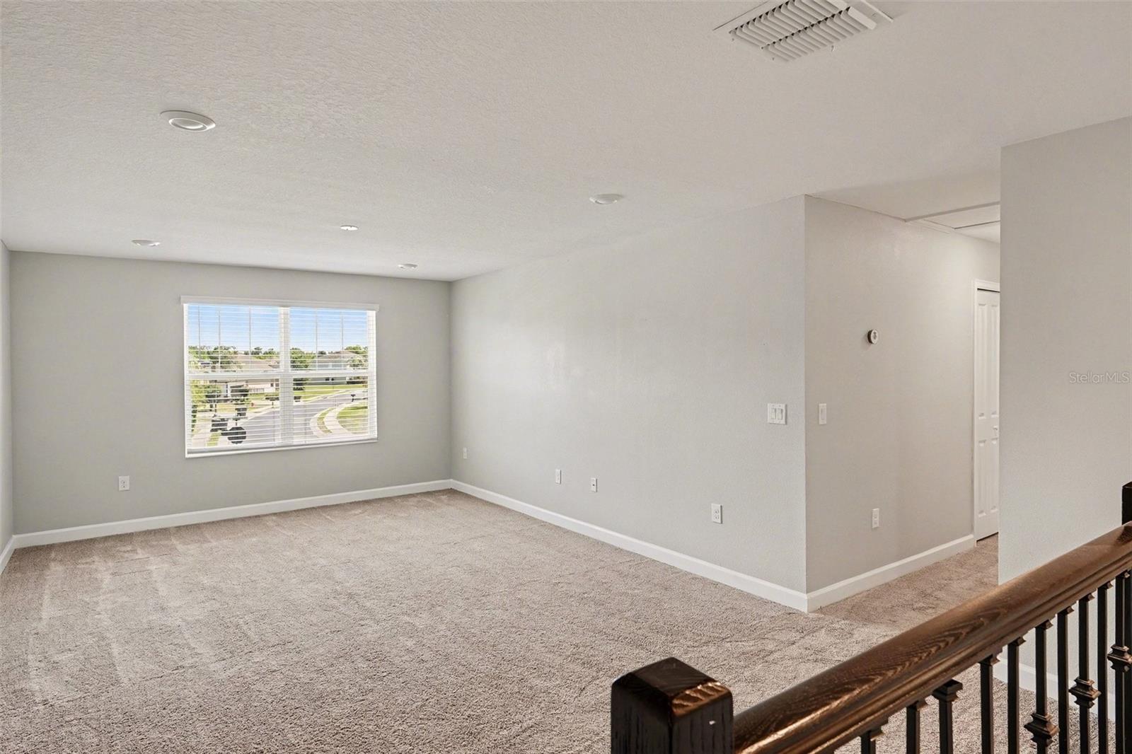 Image 4 of 25 For 467 Brunswick Drive
