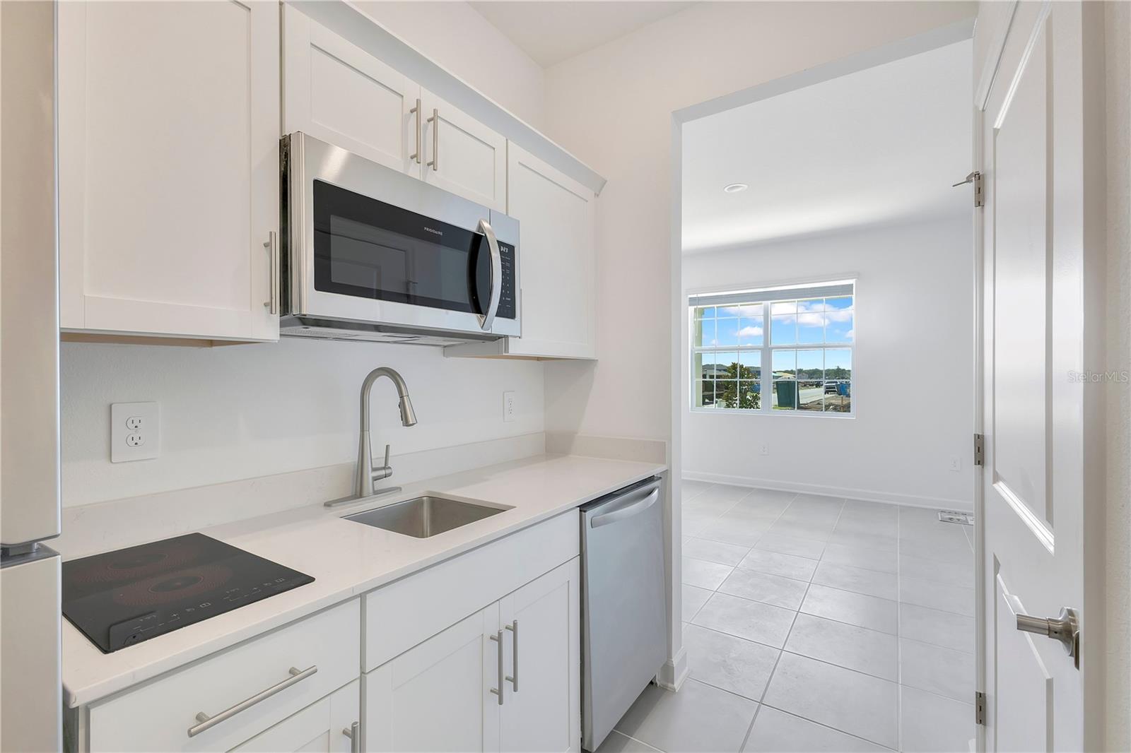 Image 6 of 9 For 3257 Addison Boulevard B