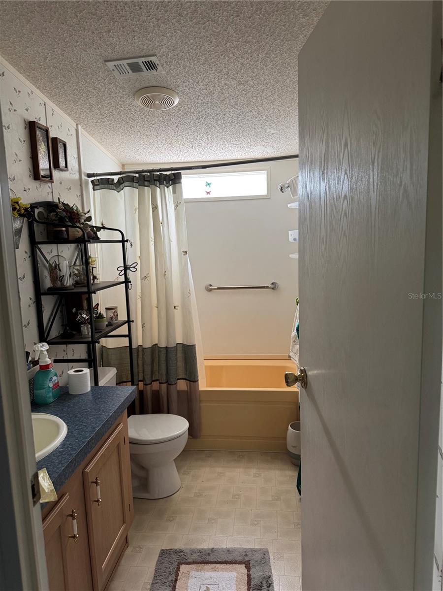 Image 6 of 24 For 865 178th Terrace