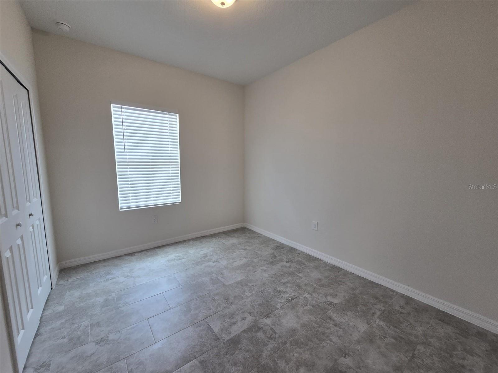 Image 6 of 12 For 2025 Dunbar St  2025