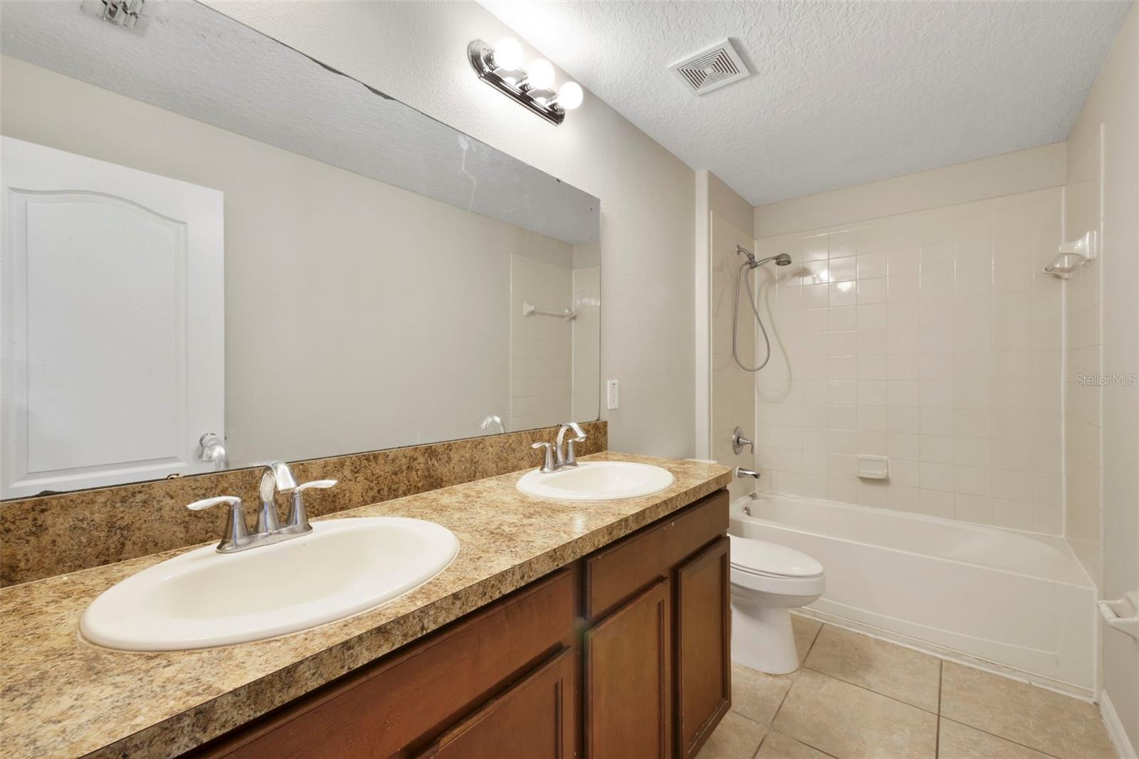 Image 11 of 25 For 1209 Seburn Road