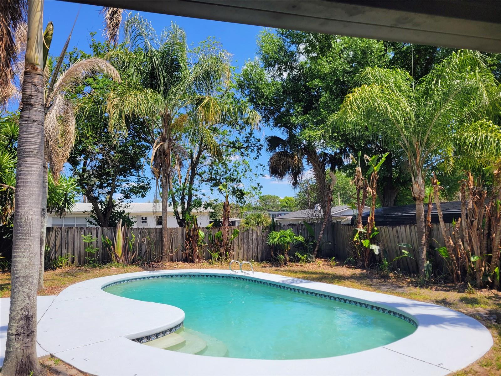 Image 12 of 32 For 1707 Lockwood Avenue