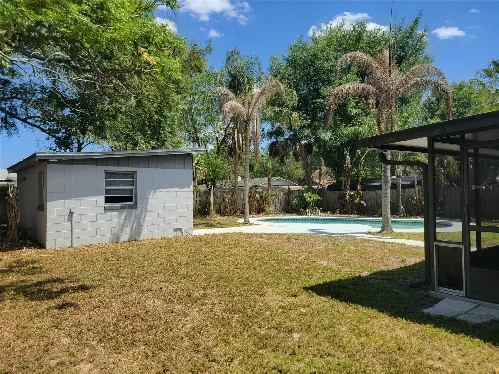 Image 15 of 32 For 1707 Lockwood Avenue