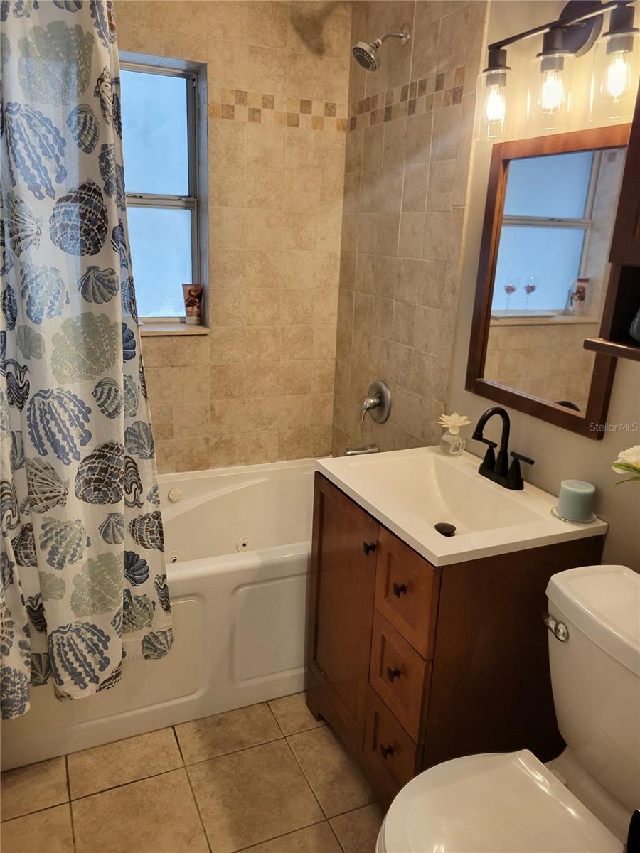 Image 16 of 32 For 1707 Lockwood Avenue