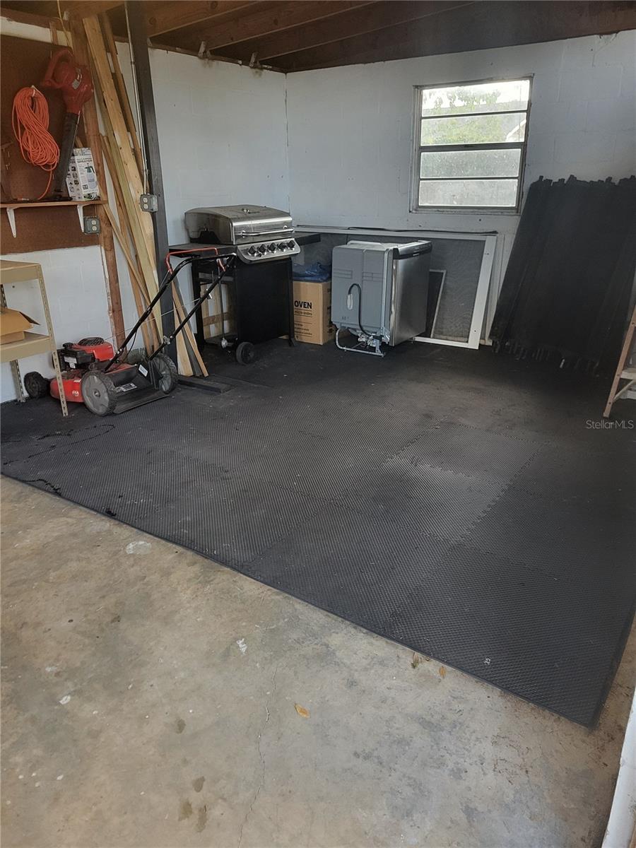 Image 31 of 32 For 1707 Lockwood Avenue