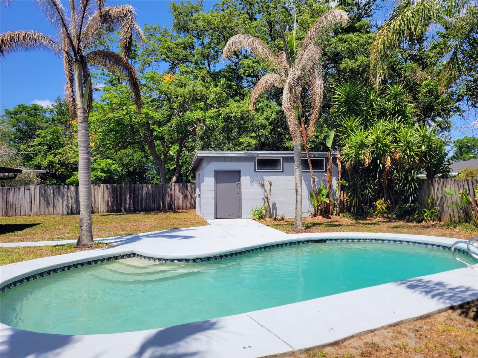 Image 7 of 32 For 1707 Lockwood Avenue