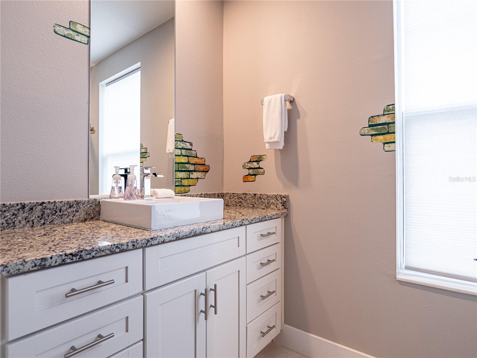Image 18 of 27 For 2660 Sunrise Shores Drive