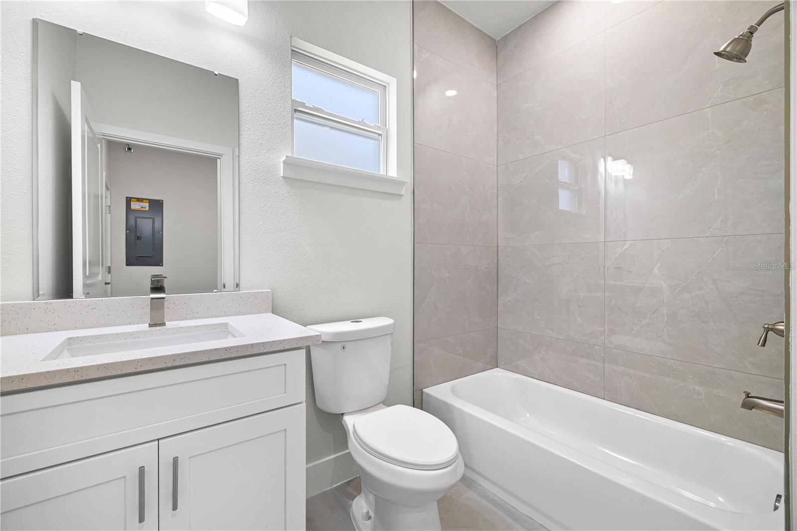 Image 25 of 27 For 16054 29th Court Road