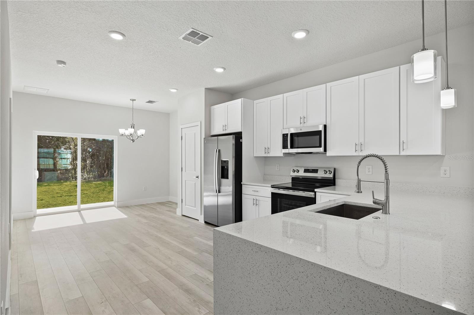 Image 6 of 27 For 16054 29th Court Road