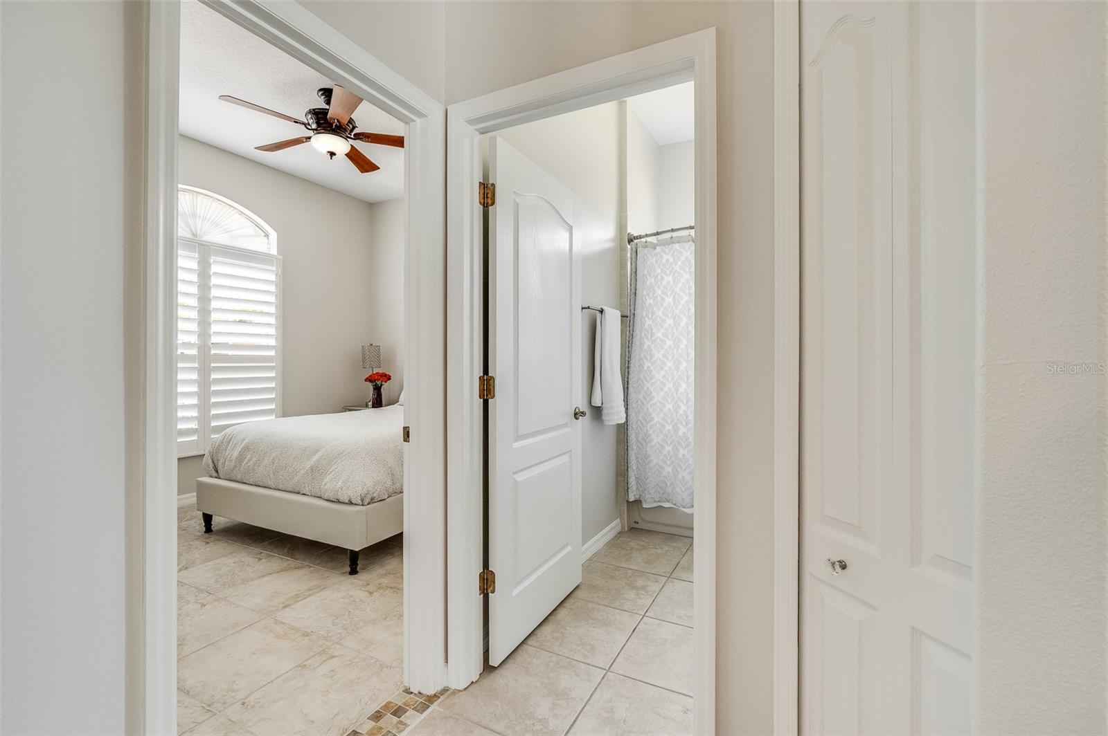 Image 17 of 83 For 230 Ridgemont Circle