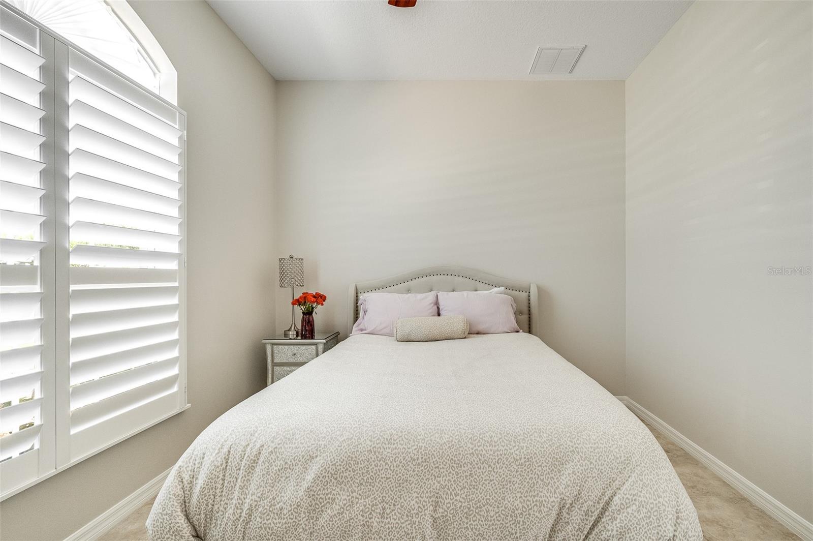 Image 19 of 83 For 230 Ridgemont Circle