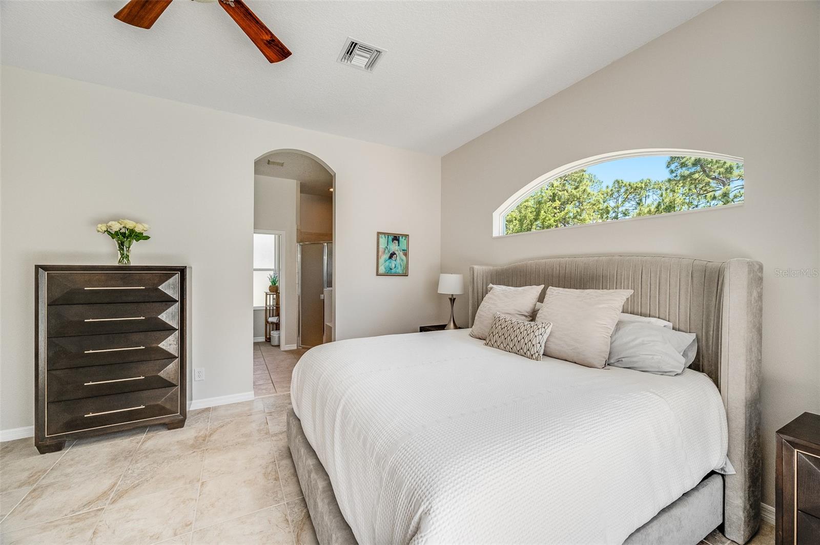 Image 31 of 83 For 230 Ridgemont Circle