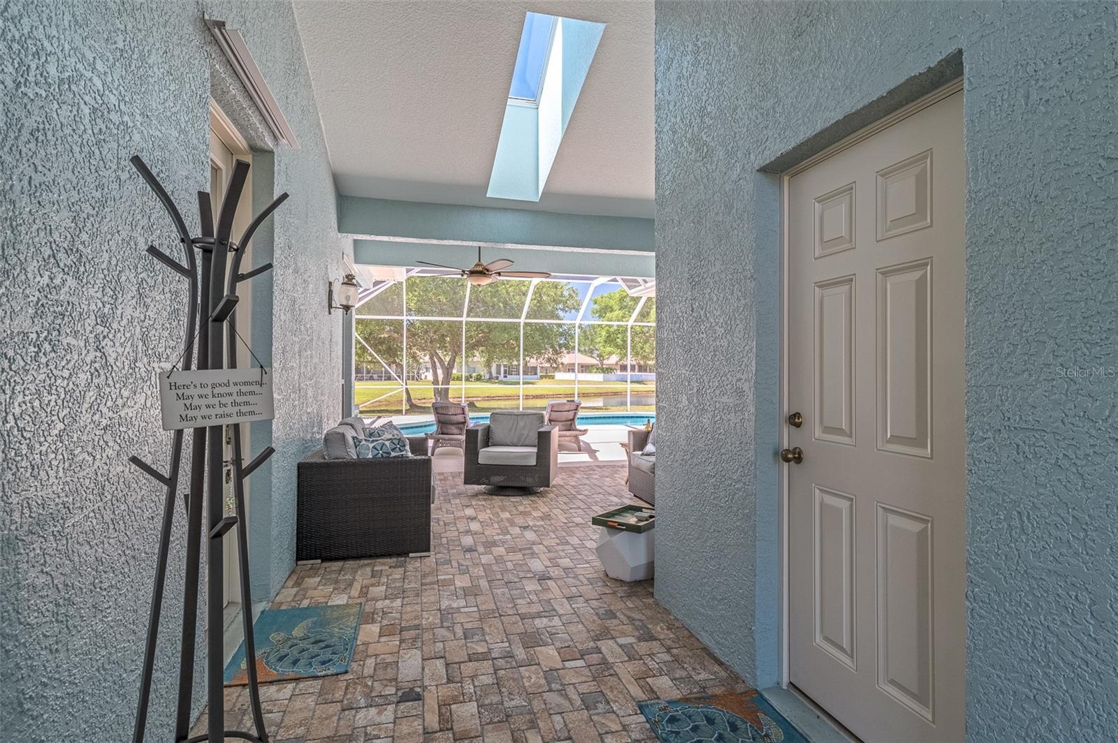 Image 5 of 83 For 230 Ridgemont Circle