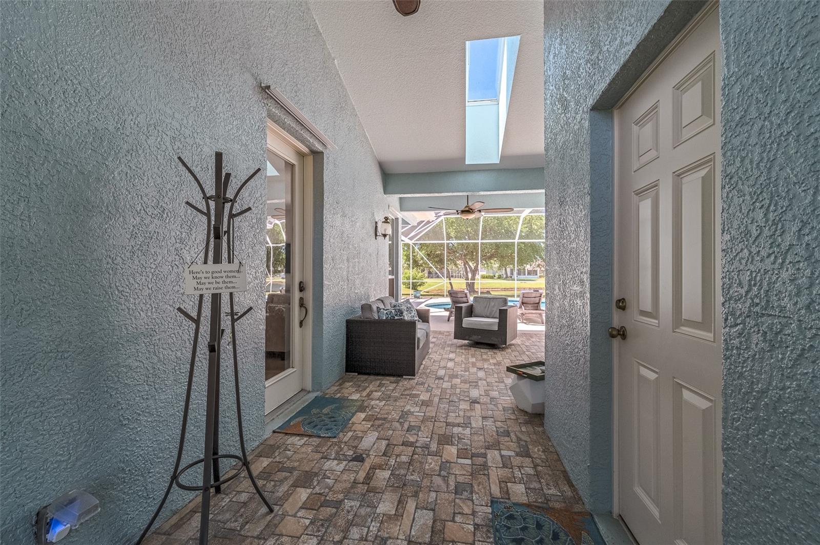 Image 7 of 83 For 230 Ridgemont Circle