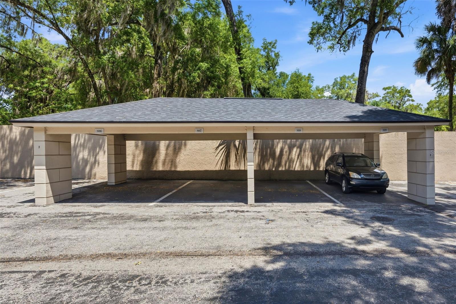 Image 25 of 28 For 1055 Kensington Park Drive 808