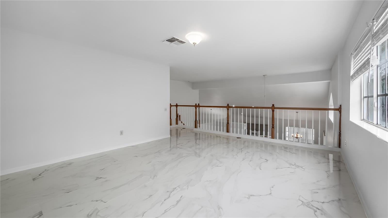 Image 5 of 41 For 7843 Saint Andrews Circle