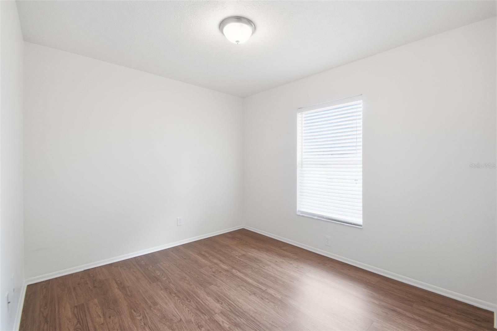 Image 27 of 45 For 6707 64th Lane E