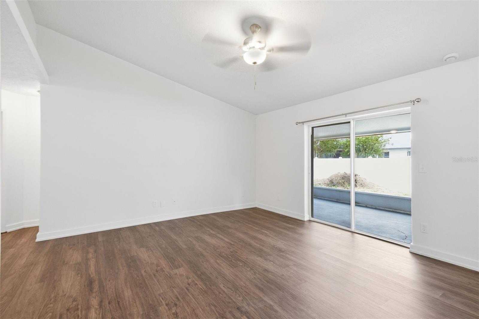 Image 6 of 45 For 6707 64th Lane E