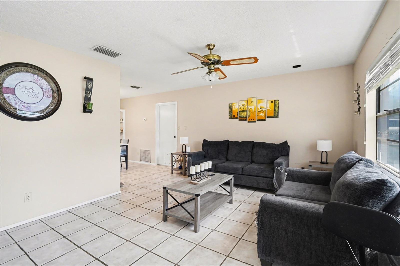 Image 5 of 19 For 1874 Joyner Drive