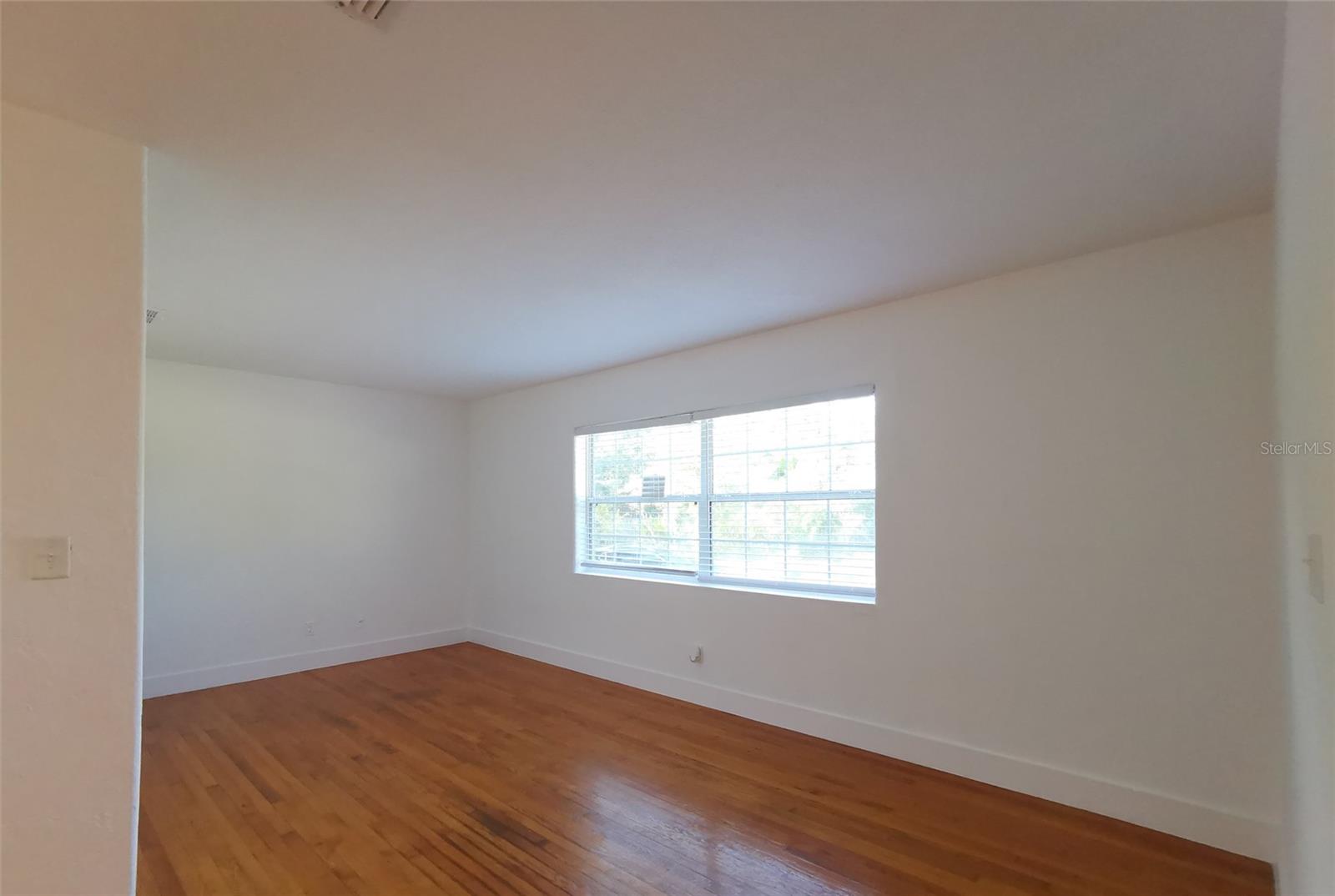 Image 12 of 23 For 2314 Buckminster Circle