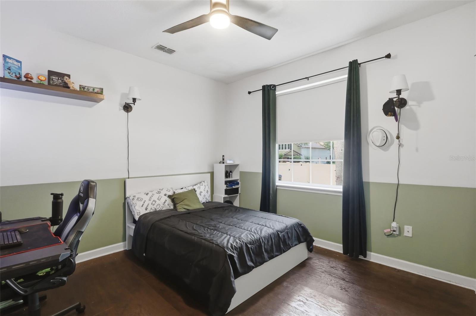 Image 31 of 48 For 1666 Marina Lake Drive